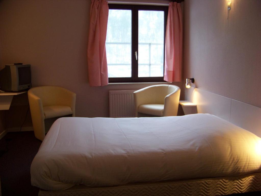 Auberge Le Vieux Moulin Bouillon Camera foto