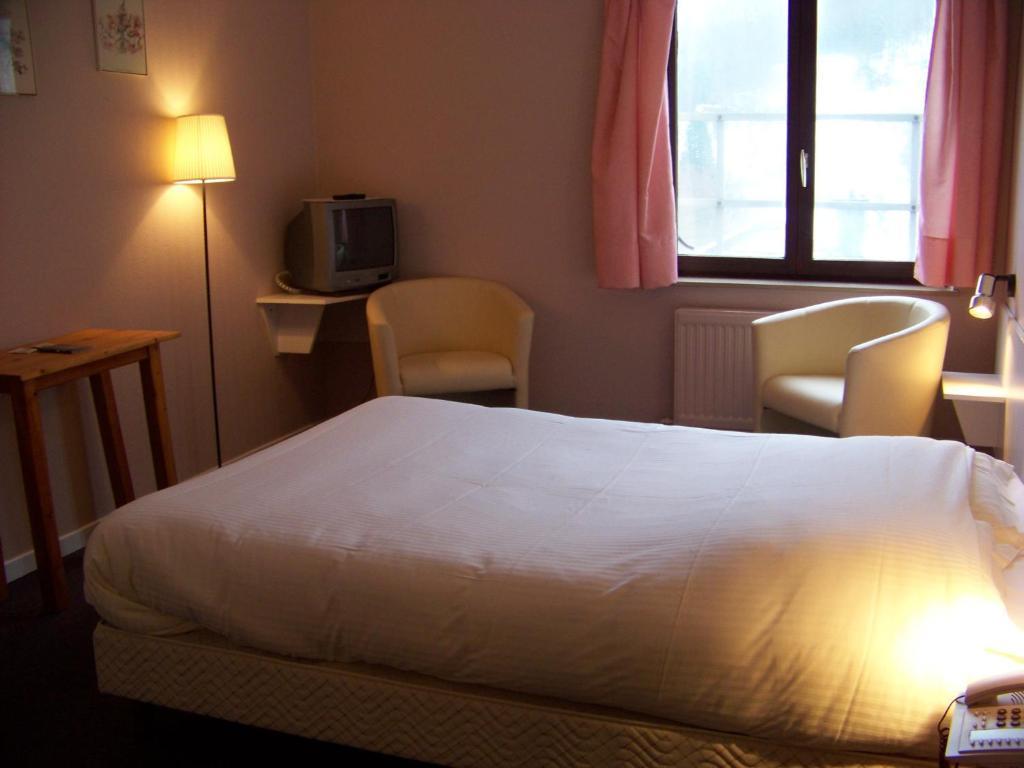 Auberge Le Vieux Moulin Bouillon Camera foto